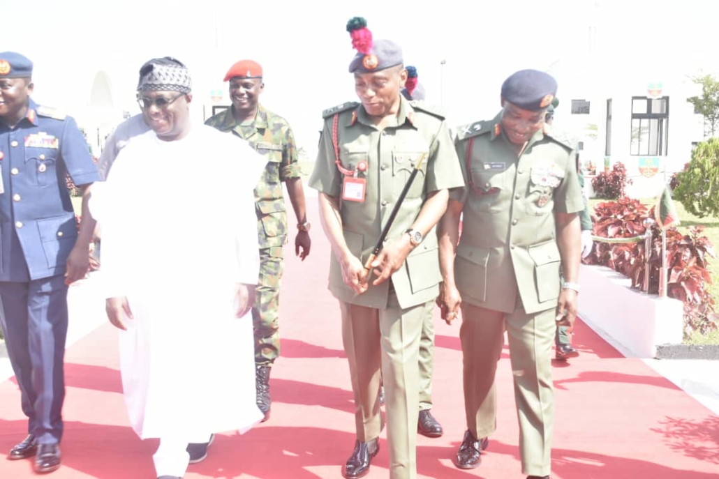 VISIT OF THE HOUSE COMMITTEE ON DEFENCE TO THE TRISERVICE INSTITUTION